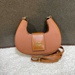 MOON SHAPE CROSS BODY