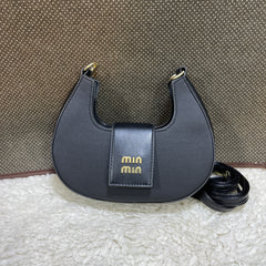 MOON SHAPE CROSS BODY