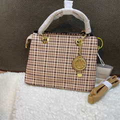 HIGH QUALITY LADIES HAND BAGS