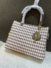 HIGH QUALITY LADIES HAND BAGS