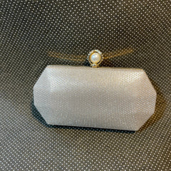 FANCY CLUTCH