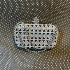 FANCY CLUTCH