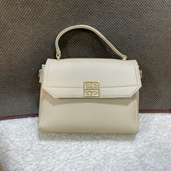 MAGNET LOCK HANDBAG