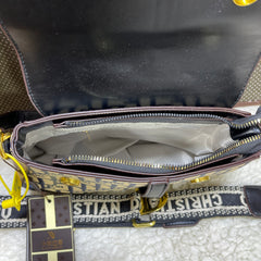 TRENDING CROSS BAGS