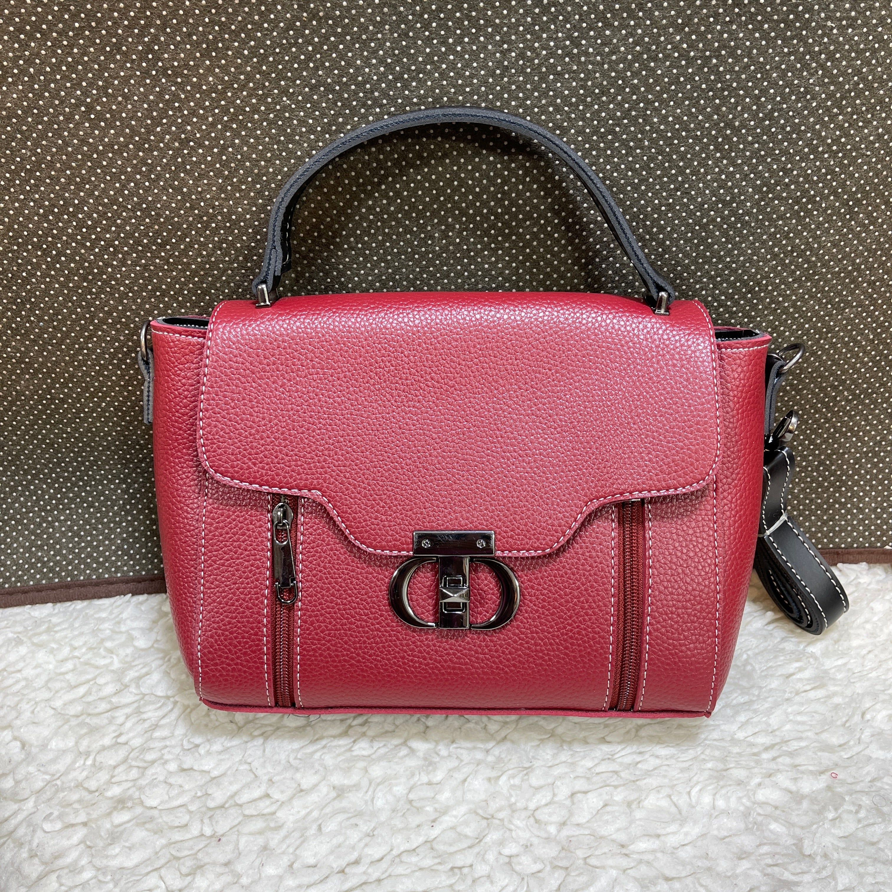 D LOCK HANDBAGS