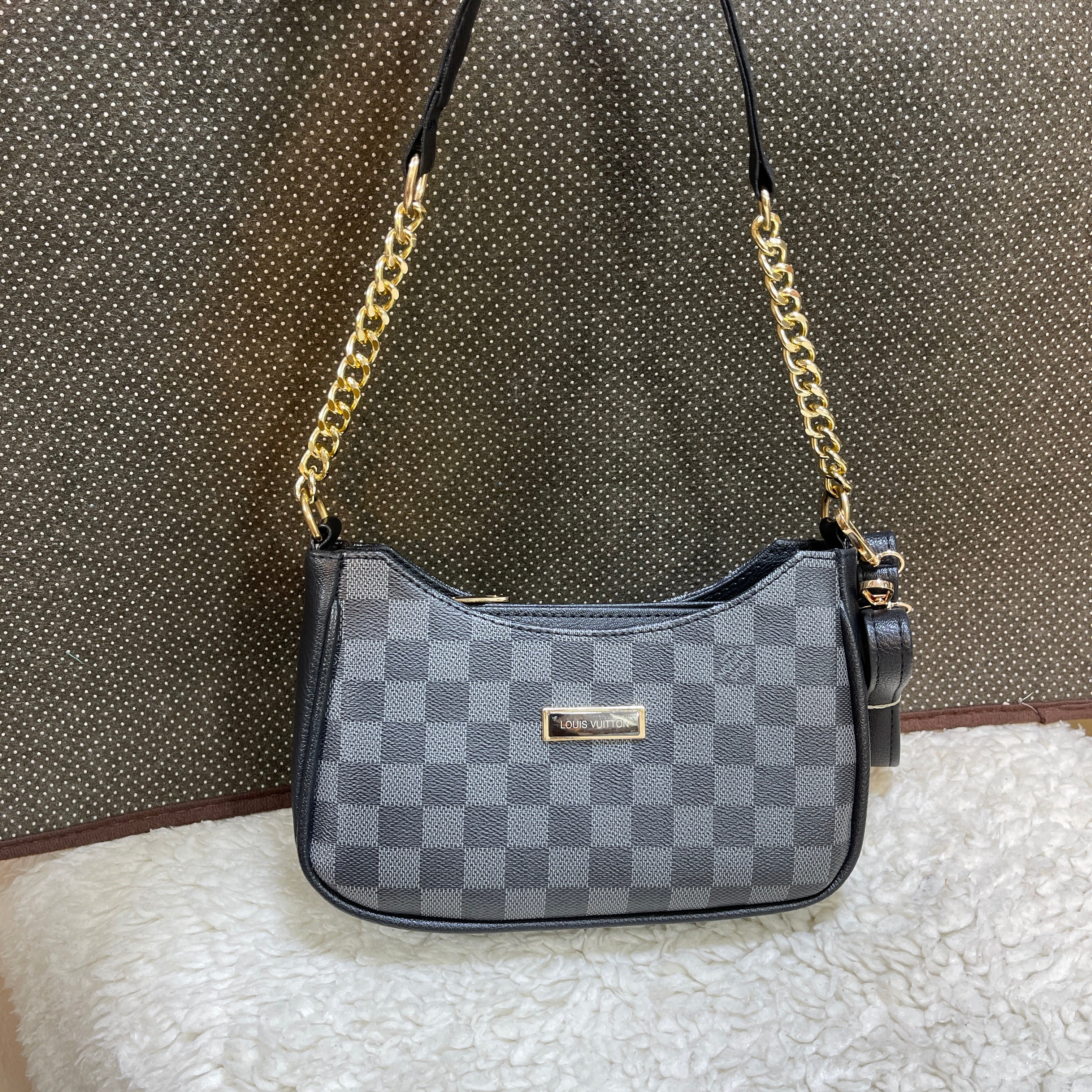 MOST TRENDING CROSS BAGS