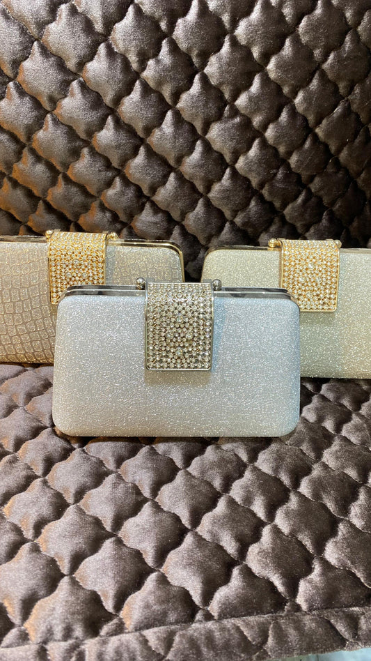 FANCY CLUTCH