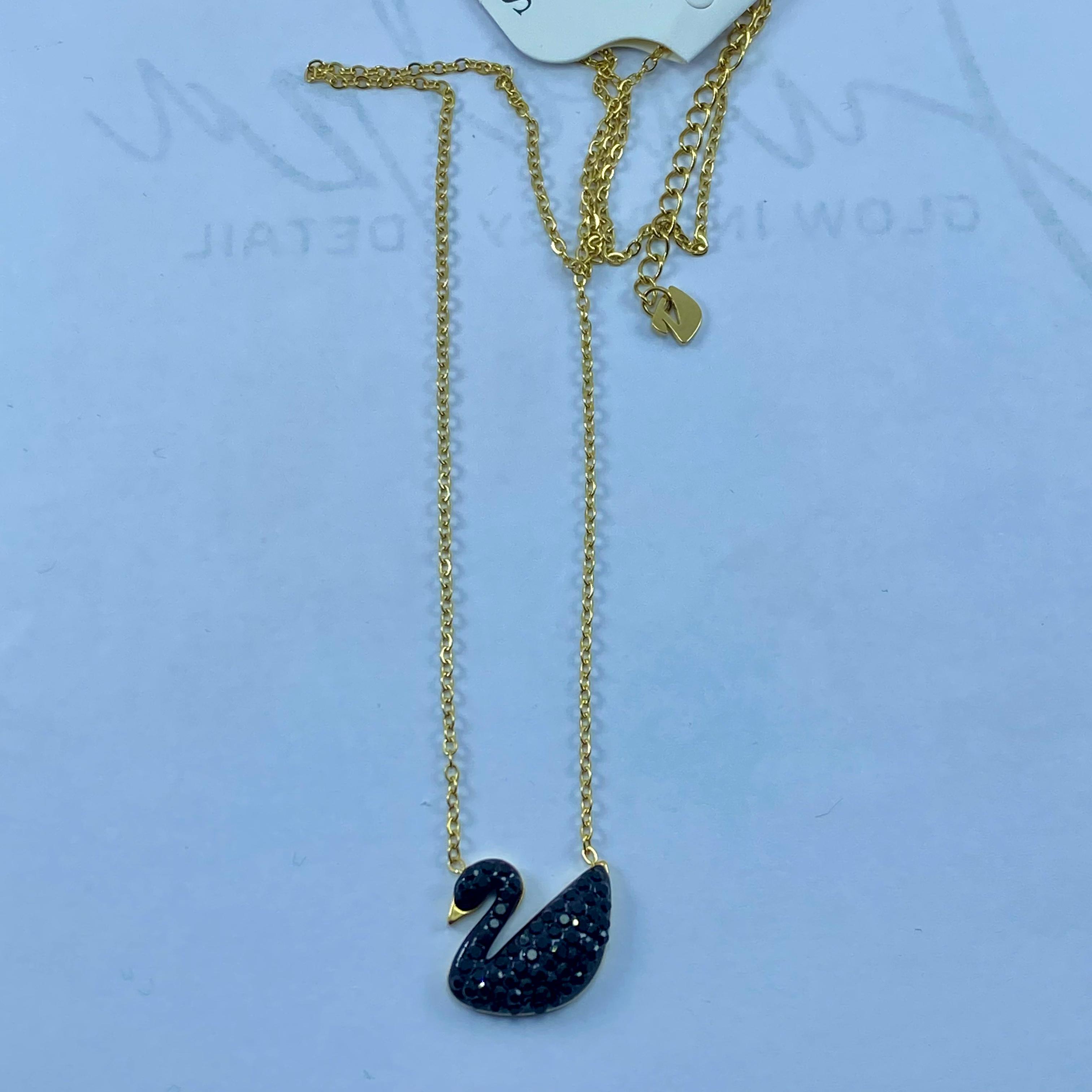 PREMIUM LOCKET CHAIN