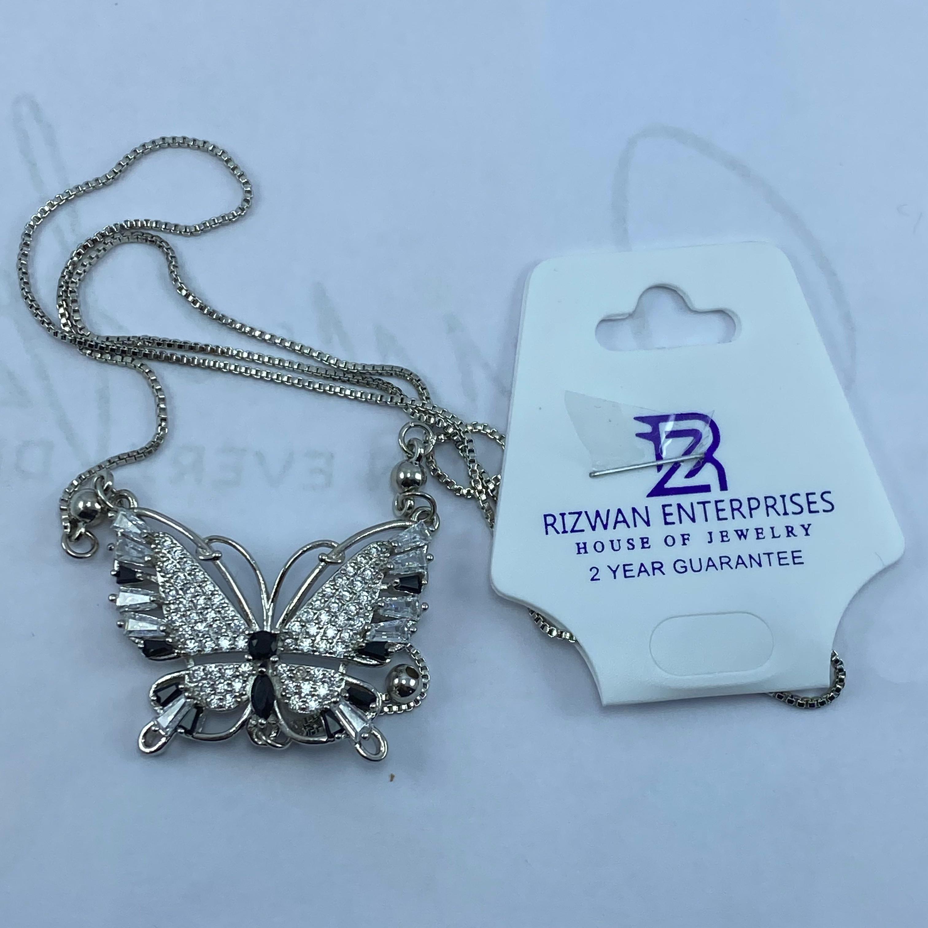PREMIUM LOCKET CHAIN