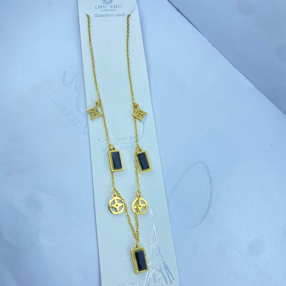 PREMIUM LOCKET