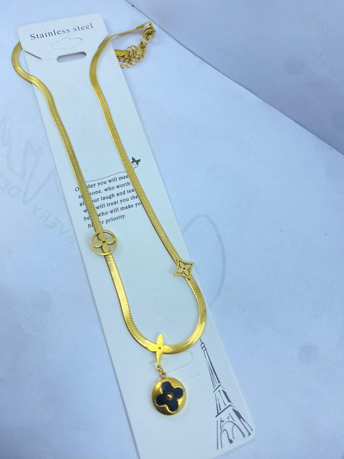 PREMIUM LOCKET