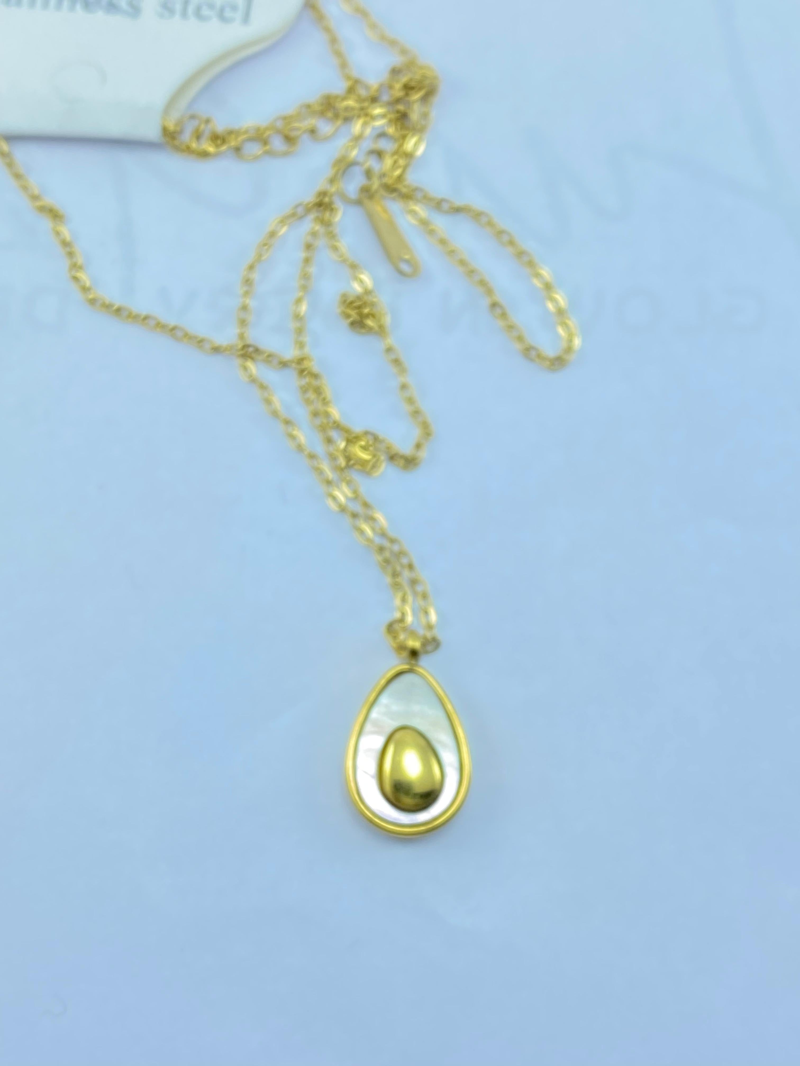 PREMIUM LOCKET