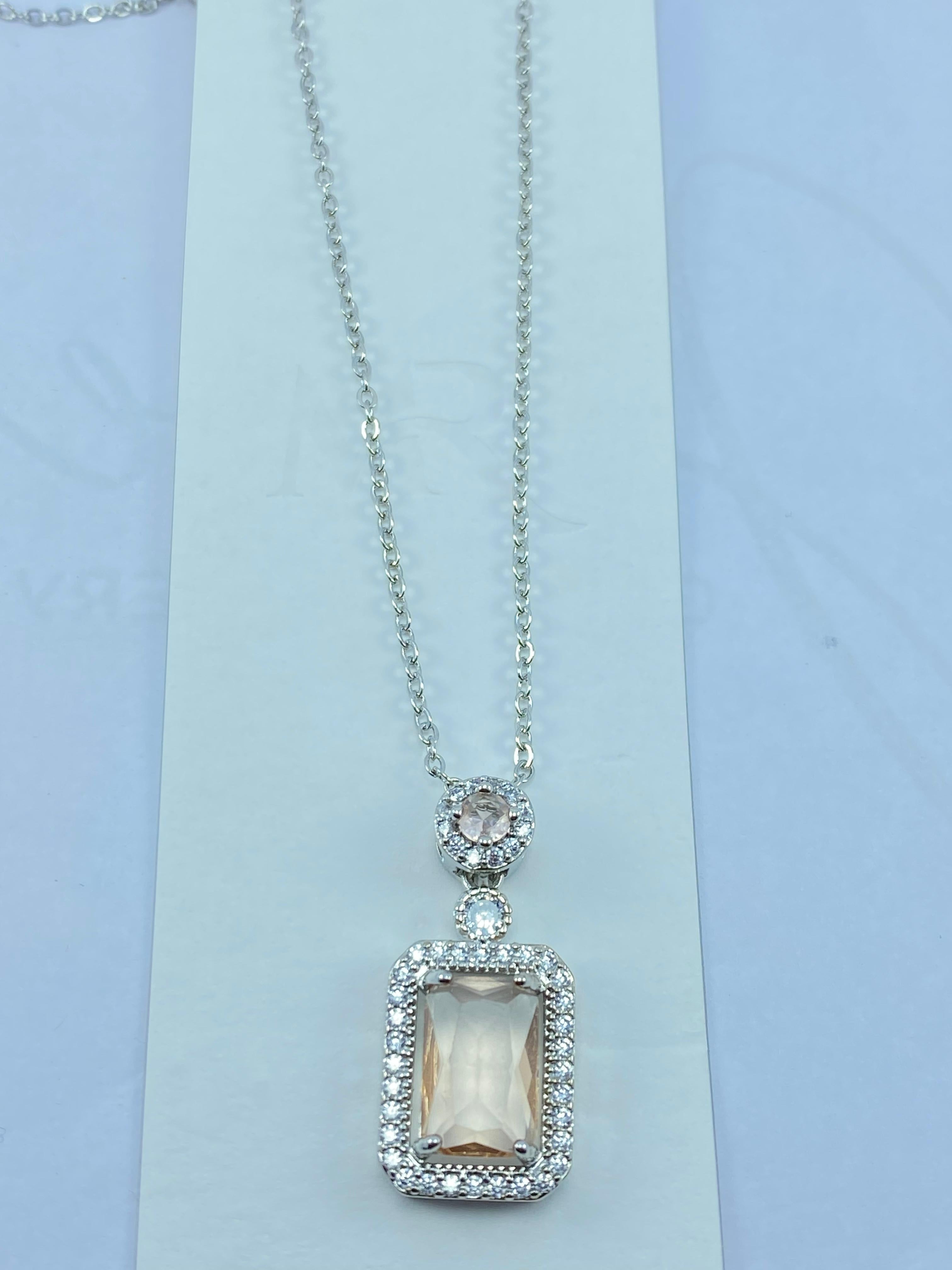PREMIUM LOCKET